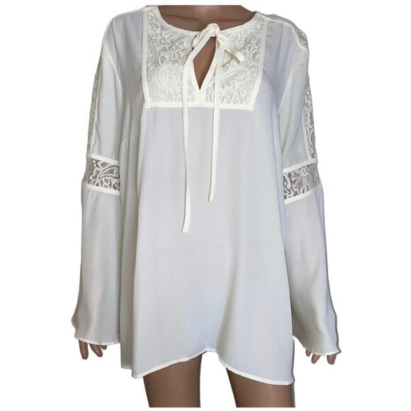Lane Bryant lack/crochet sleeve/neck line white long sleeve blouse SZ 18/20 - Picture 2 of 10